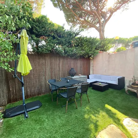 Agreable Proche Sttropez Piscine Et Tennis Appartement Gassin