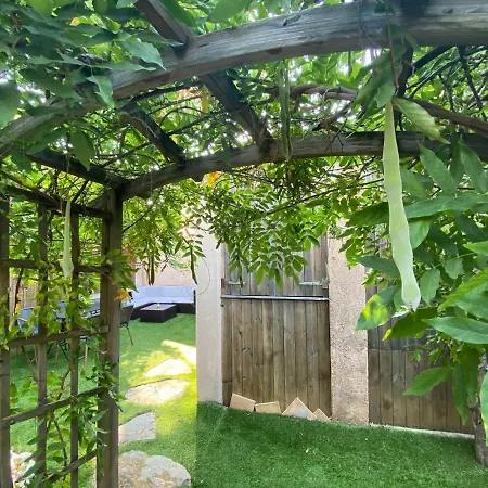 Agreable Proche Sttropez Piscine Et Tennis Appartement